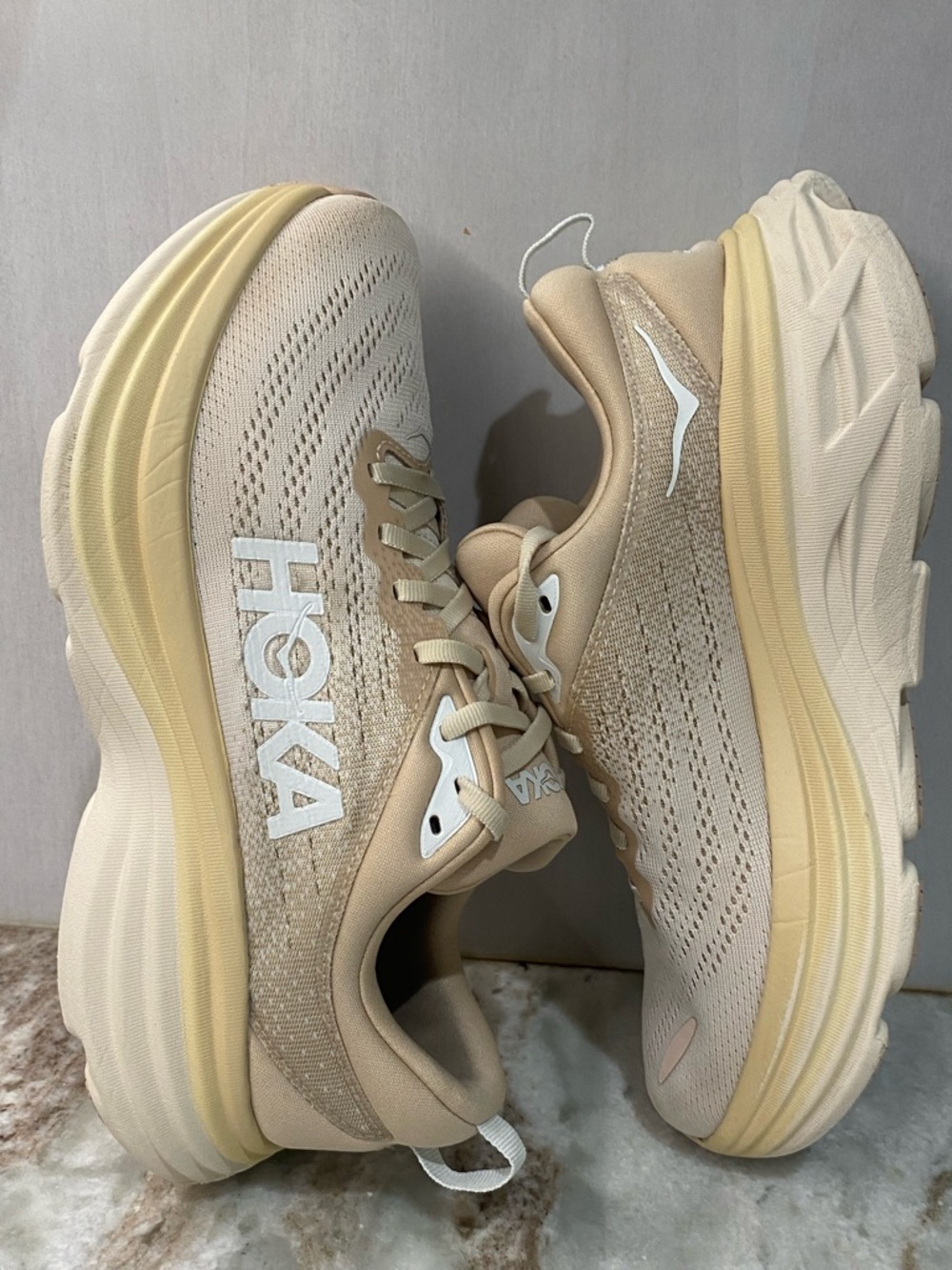Hoka Bondi 8 Women's 9B Shifting Sand Eggnog Neutral Max Cushion - Picture 6 of 10